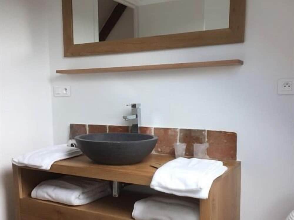 Double Room, Private Bathroom (Combles) photo 3
