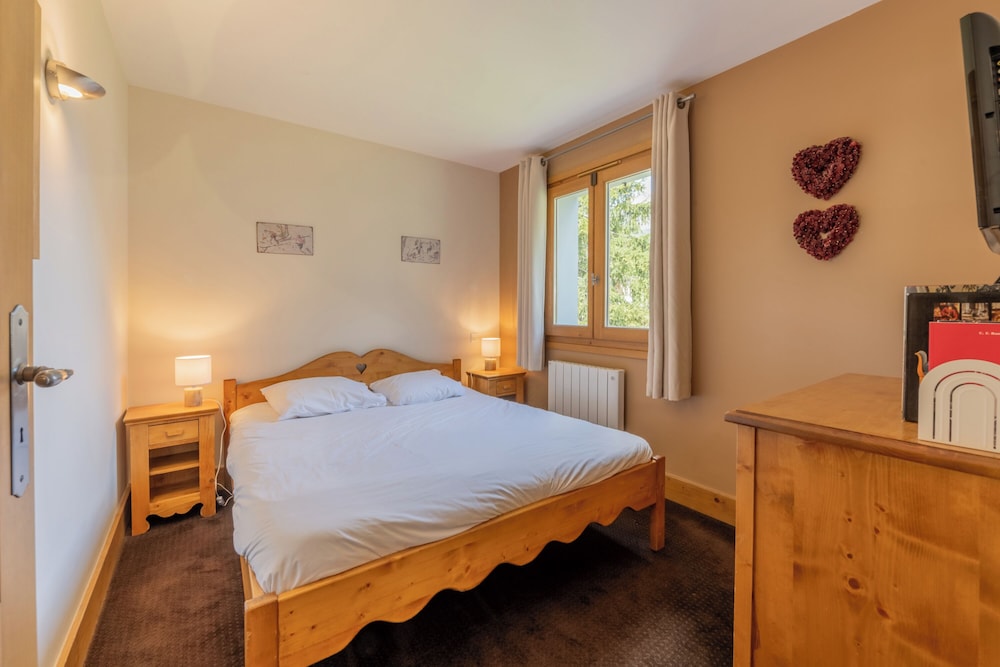 Family Apartment, Multiple Bedrooms (Vallorcine Balme 15 ski in / ski out) photo 1