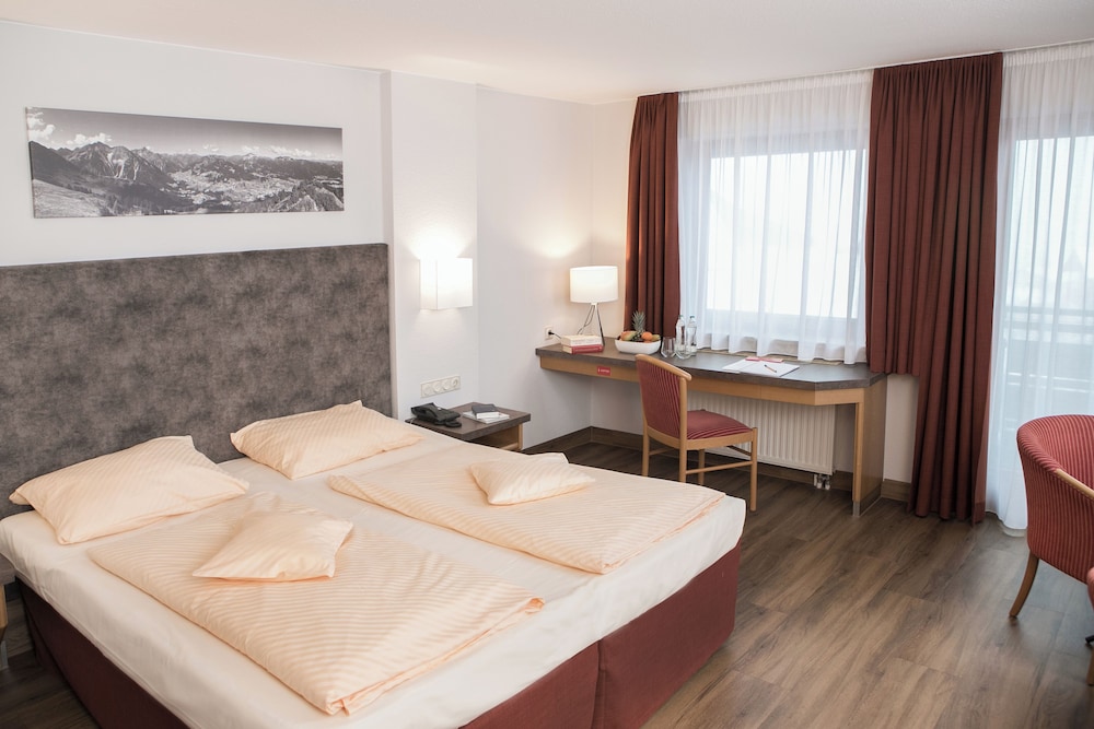 Standard Double or Twin Room, 2 Bedrooms
