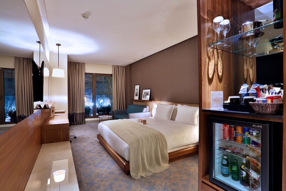Standard Double Room, 1 Bedroom, City View photo 1