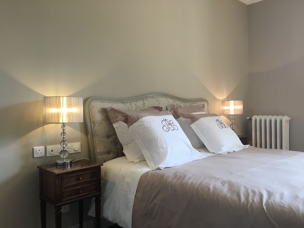 Grand Double Room, 1 King Bed, Garden View