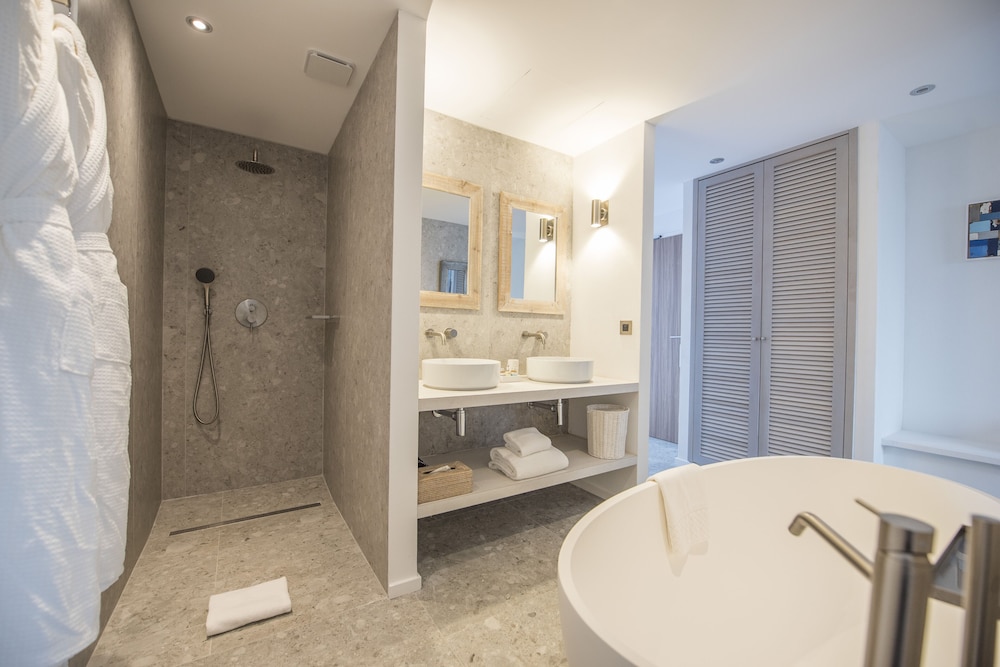 Double Room (Efcharisto) - Photo 5