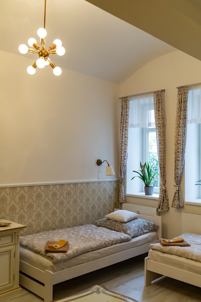 Romantic Studio, Multiple Beds, Kitchenette, Courtyard Area