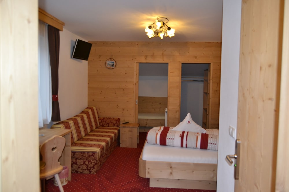 Junior Suite, Balcony - Photo 2