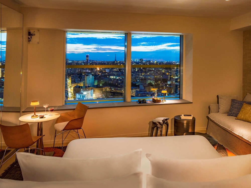Junior Suite, 1 King Bed, Tower (Eiffel Tower panoramic bath, sunset) photo 2