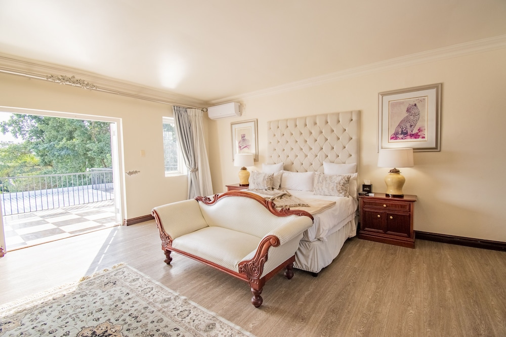 Honeymoon Double or Twin Room