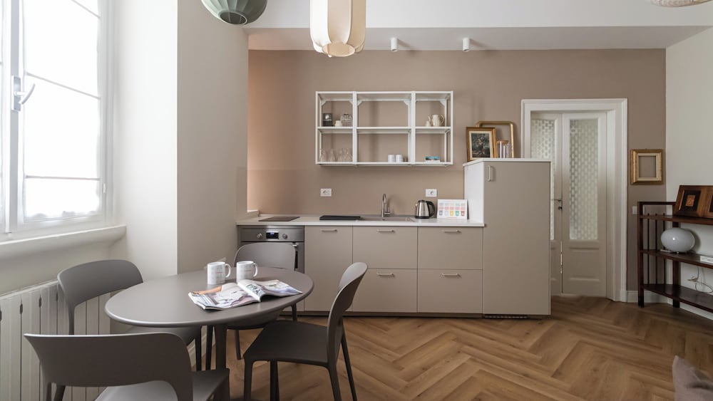 Apartment (1 Bedroom)