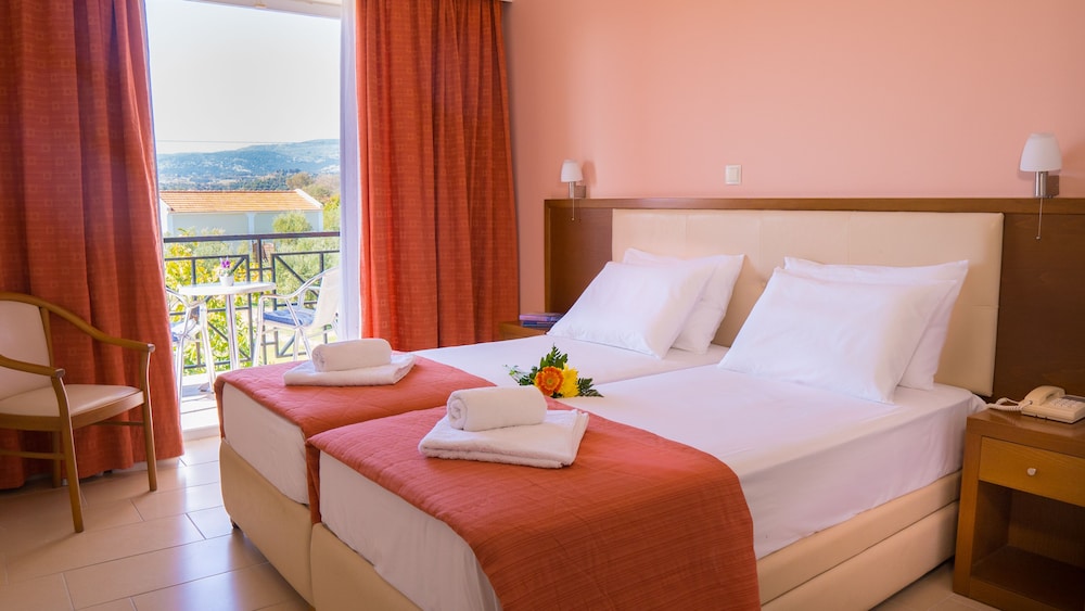 Double or Twin Room, Pool View
