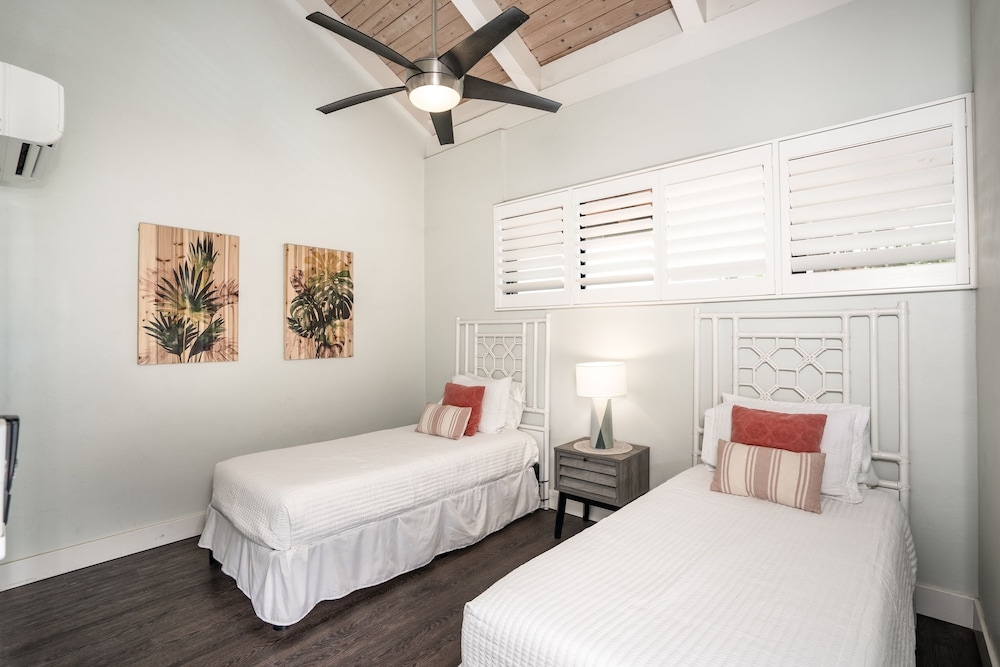Condo, 2 Bedrooms