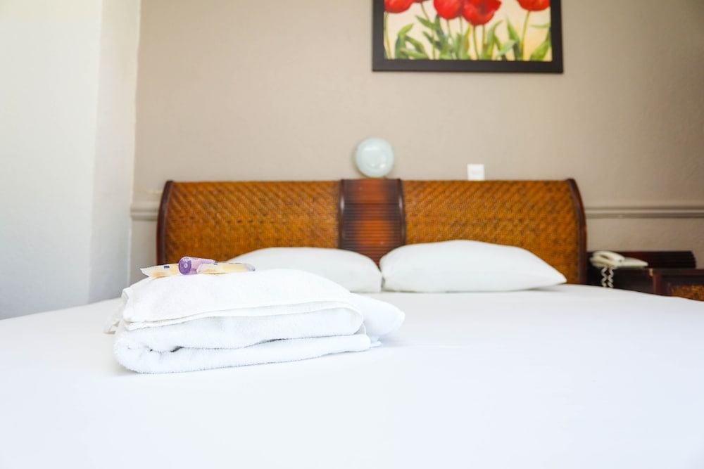 Standard Room, 1 Double Bed - Photo 12