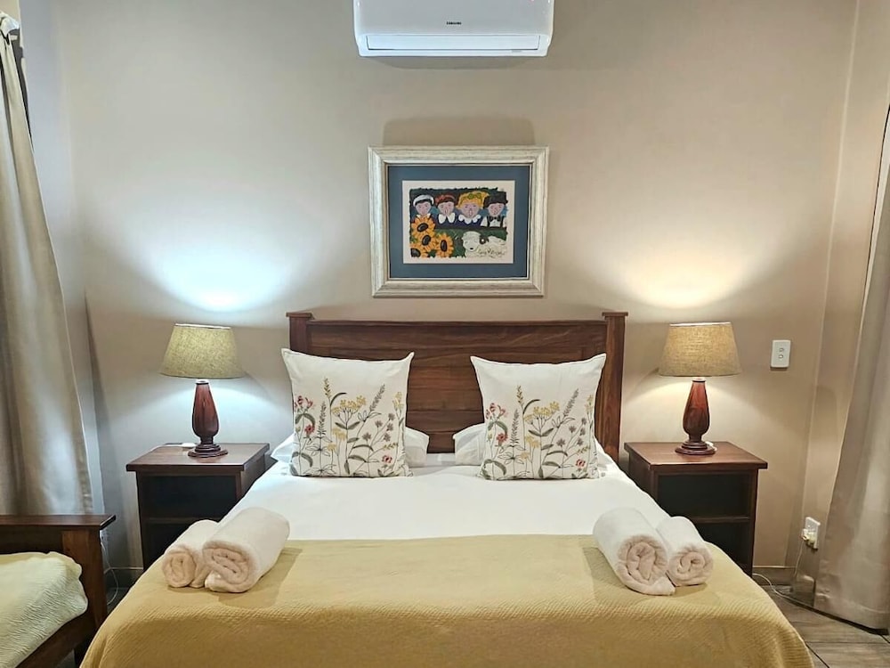 Superior Triple Room photo 2