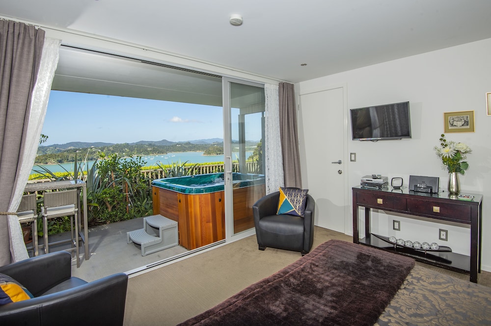 Luxury Room 1 with Ocean View and Private Spa photo 1