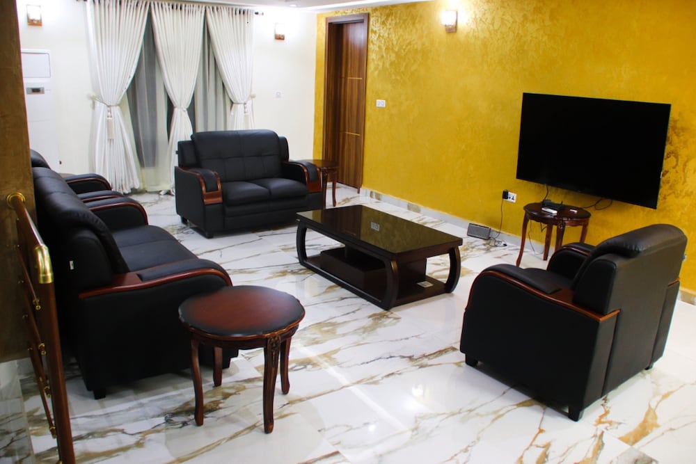 Premium Penthouse photo 1