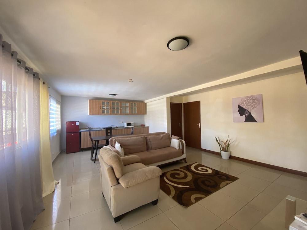 Basic Suite photo 1