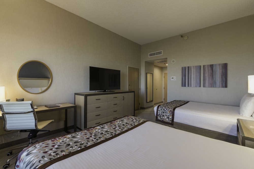 Classic Room, 2 Queen Beds, Non Smoking - Photo 3