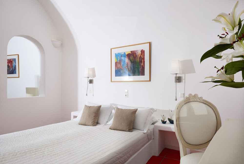 Honeymoon Suite