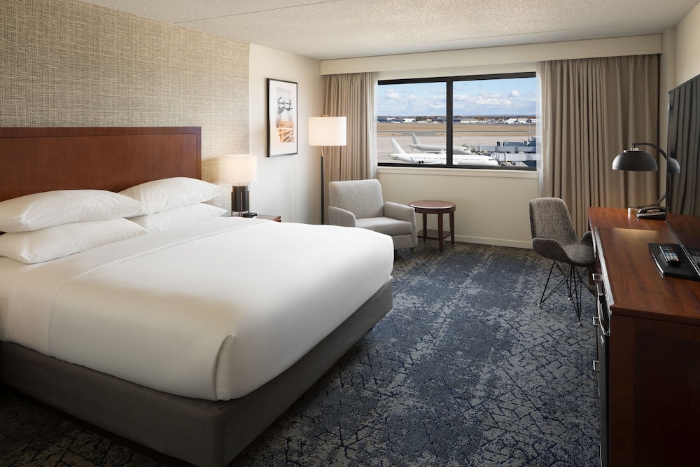 Executive Room, 1 King Bed - Photo 1