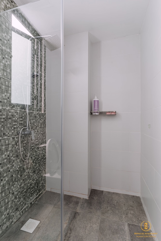 Apartment, 3 Bedrooms - Photo 7