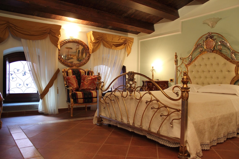 Suite photo 1