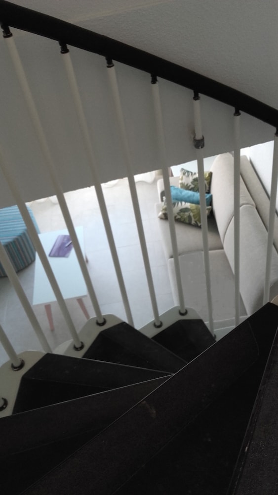 Duplex, Terrace thumbnail 5