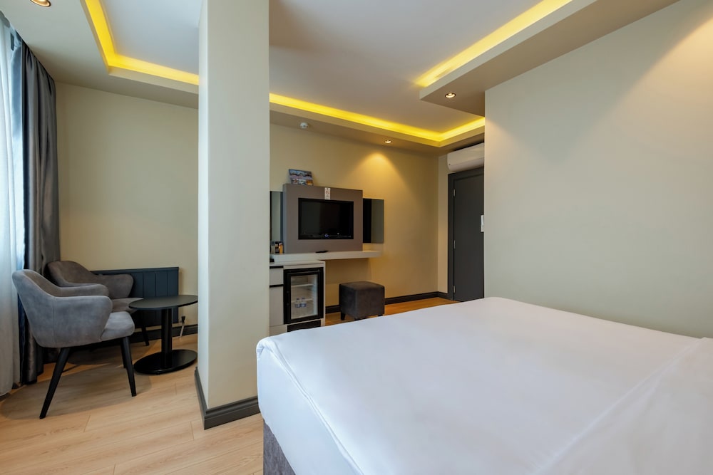 Standard Double Room - Photo 6