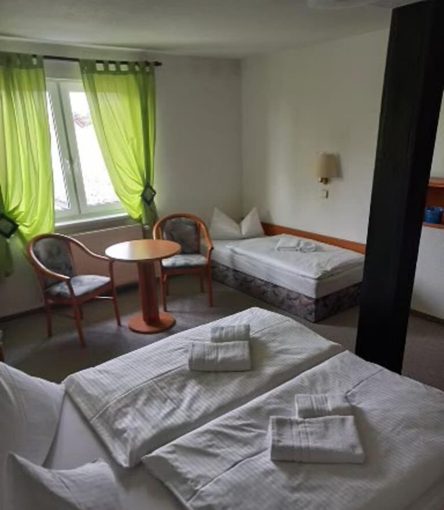 Triple Room photo 1