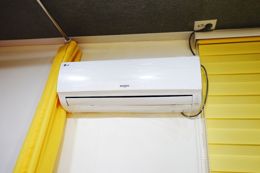 Shared Dormitory, Women only (4 persons - A) photo 3