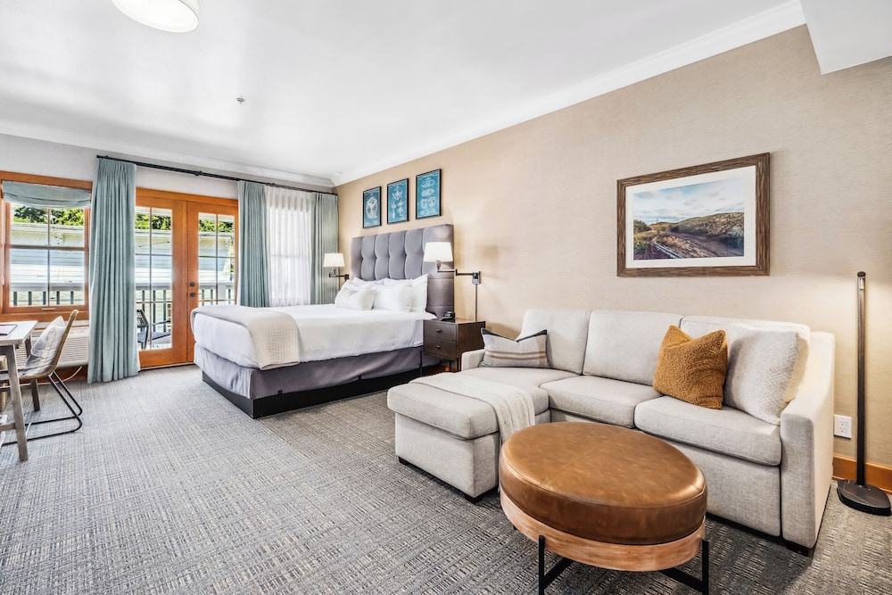 King Suite - Quarryman Hall photo 2