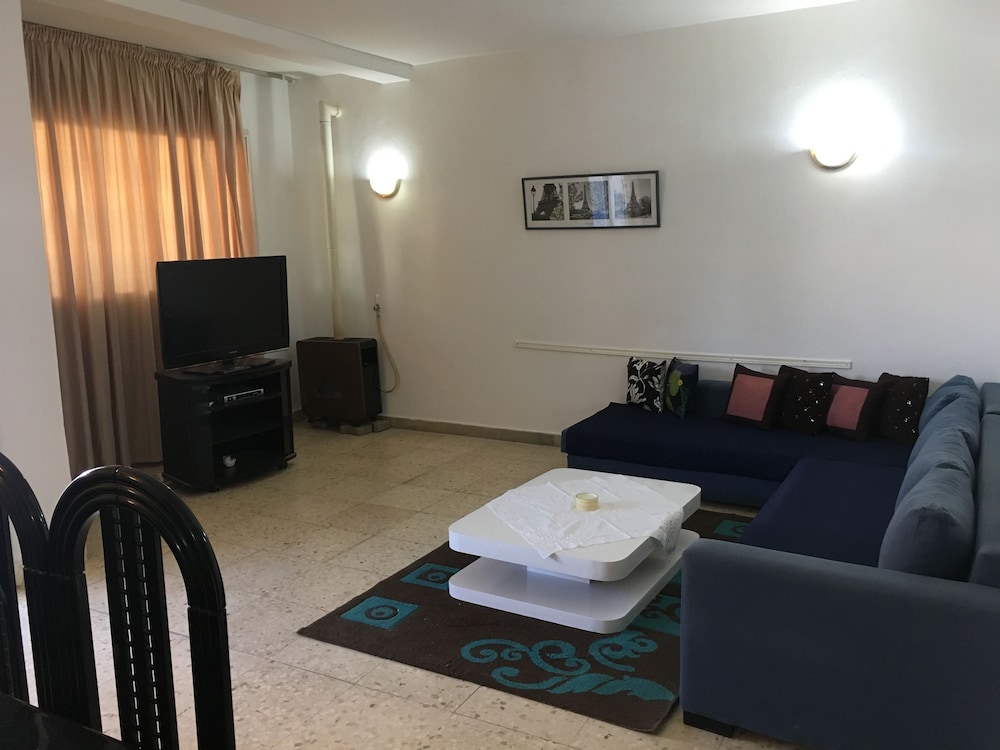 Basic Apartment, 2 Bedrooms photo 2