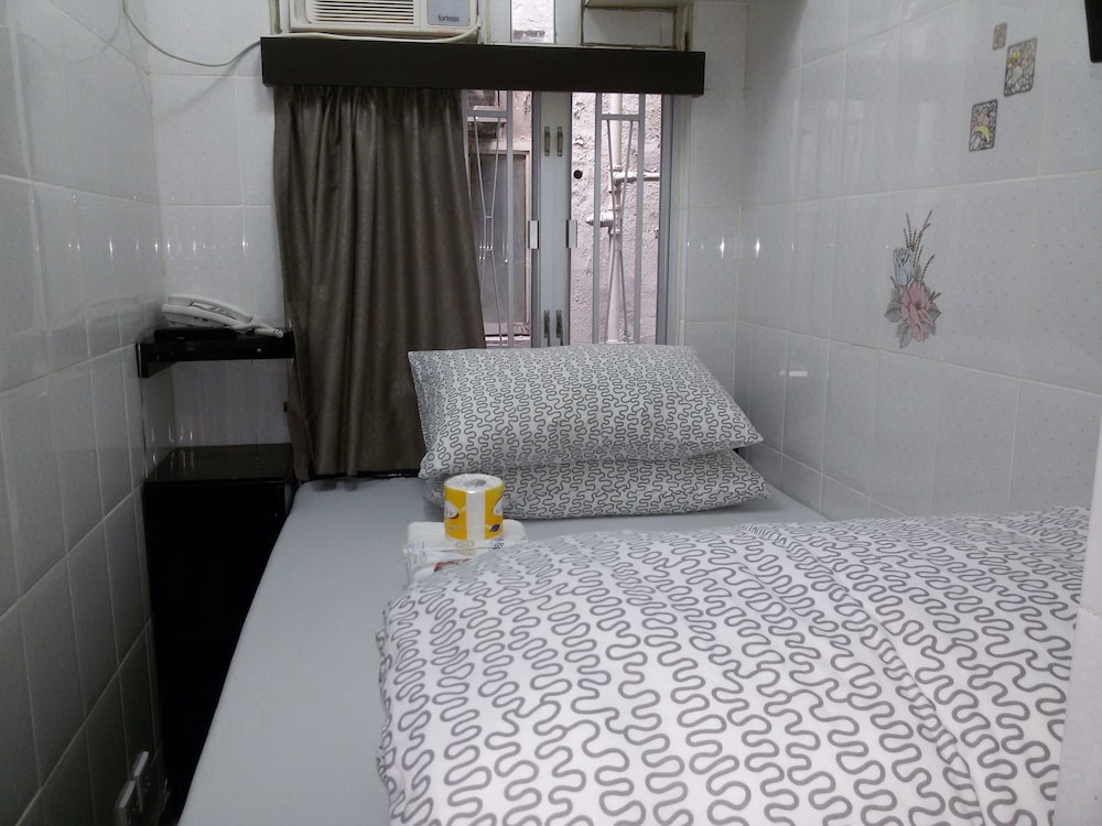 Single Room, Private Bathroom photo 2