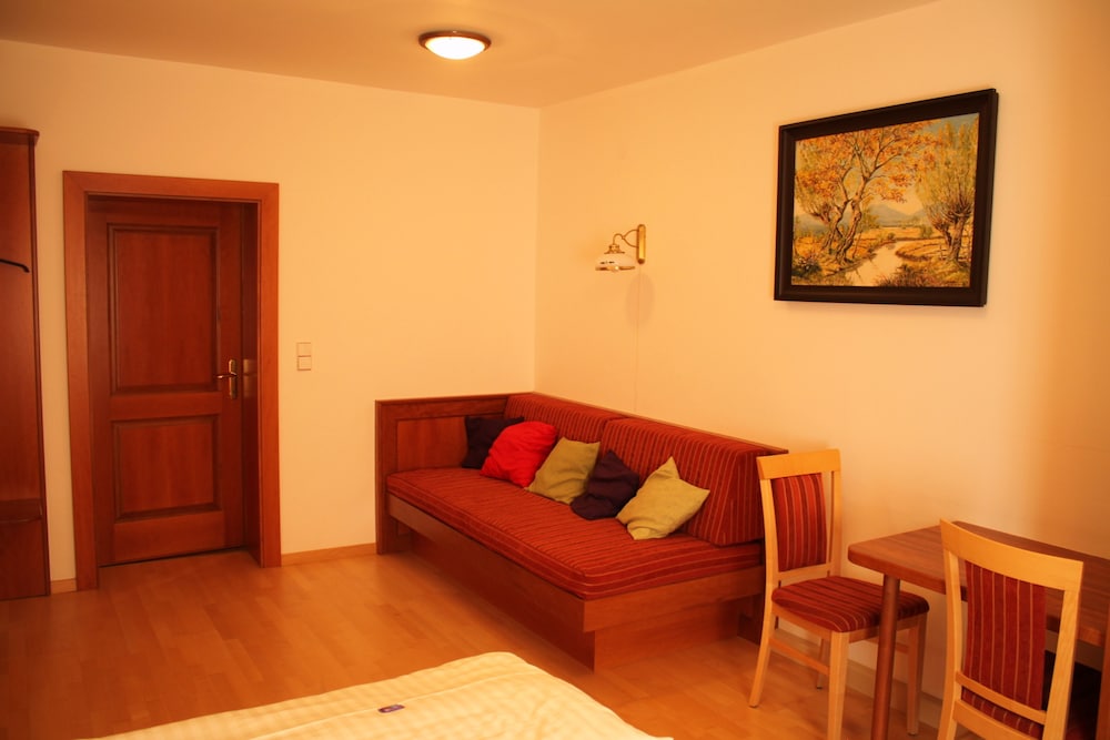 Apartment, 1 Bedroom, Kitchen photo 2