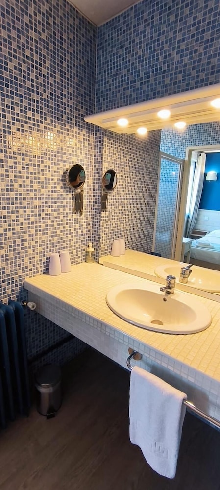 Double Room (L'Ile aux oiseaux) photo 2