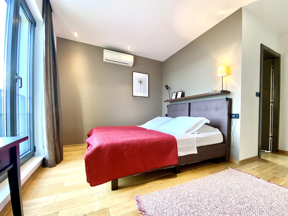 Villa, 4 Bedrooms, Private Pool, City View