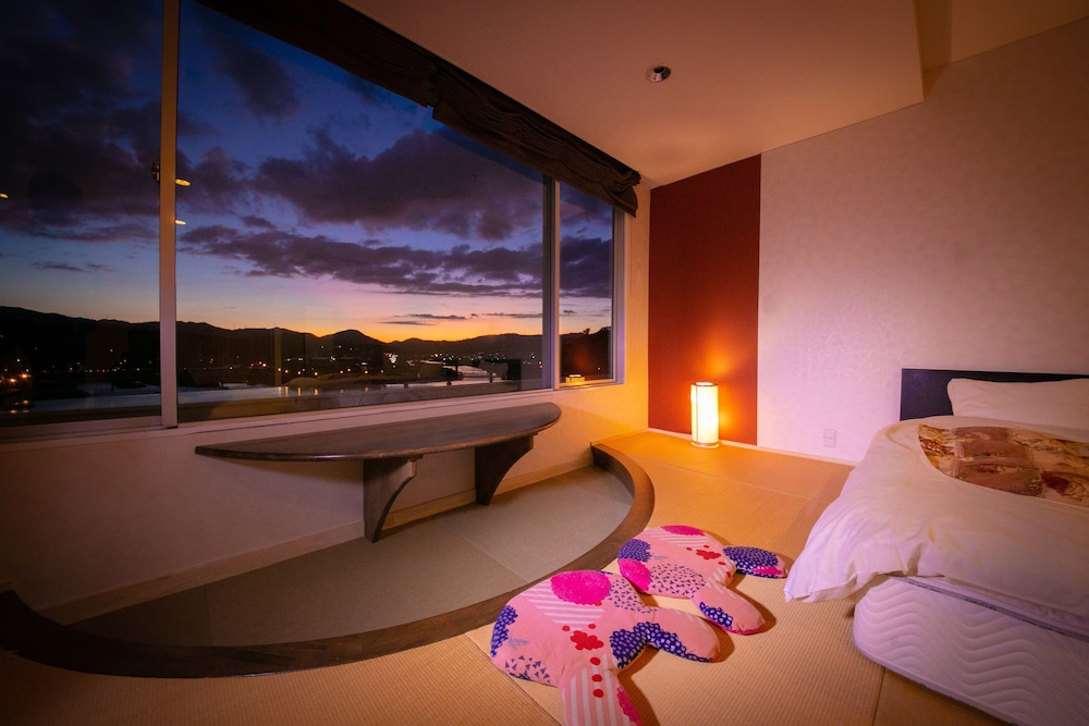 Superior Twin Room photo 2