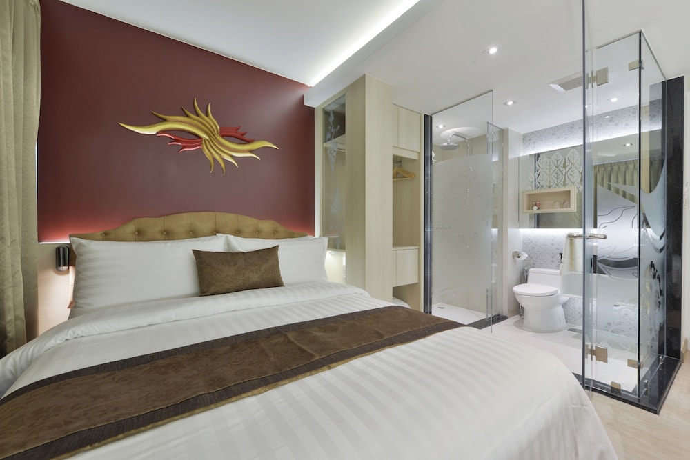 Premier Room, 1 Queen Bed photo 1