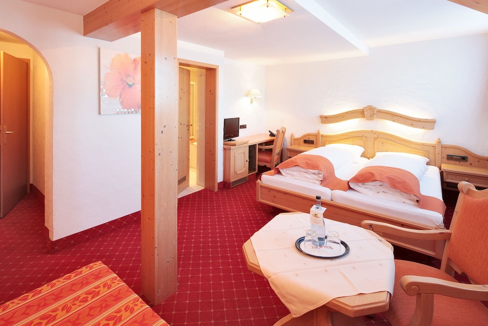 Premium Double Room photo 2