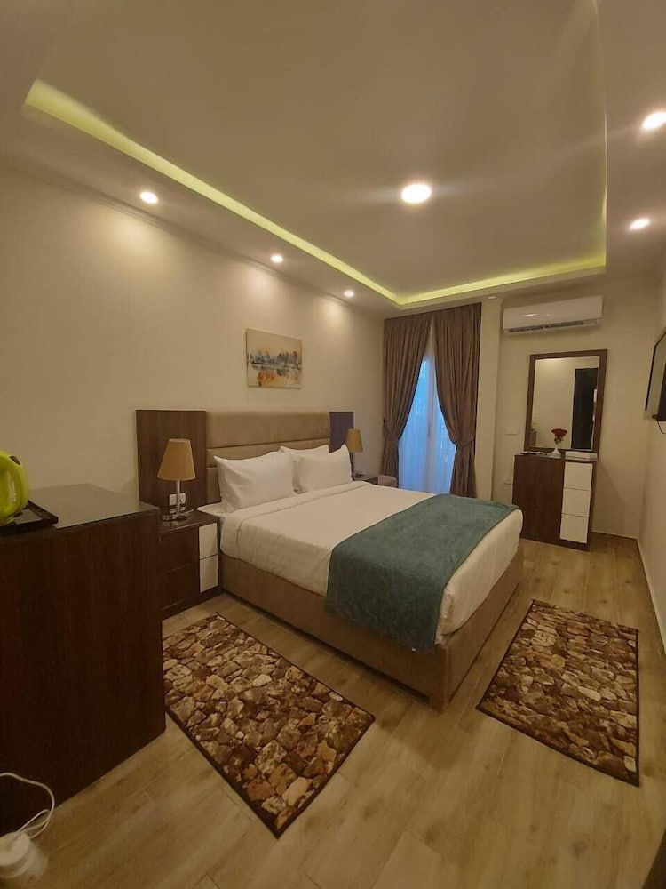 Deluxe Room, 1 Bedroom, City View