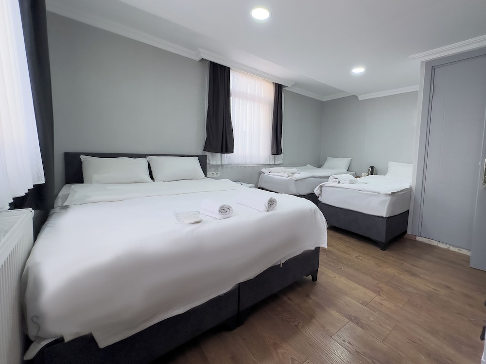 Comfort Quadruple Room photo 1