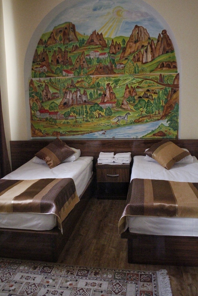 Standard Twin Room, City View