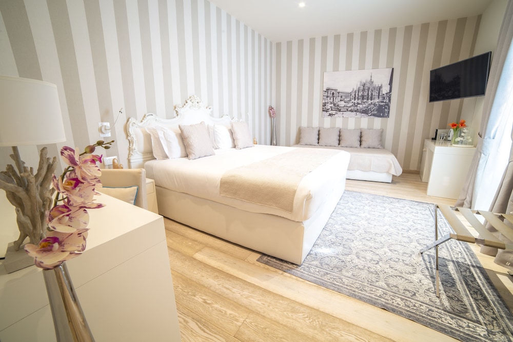 Luxury Room, City View