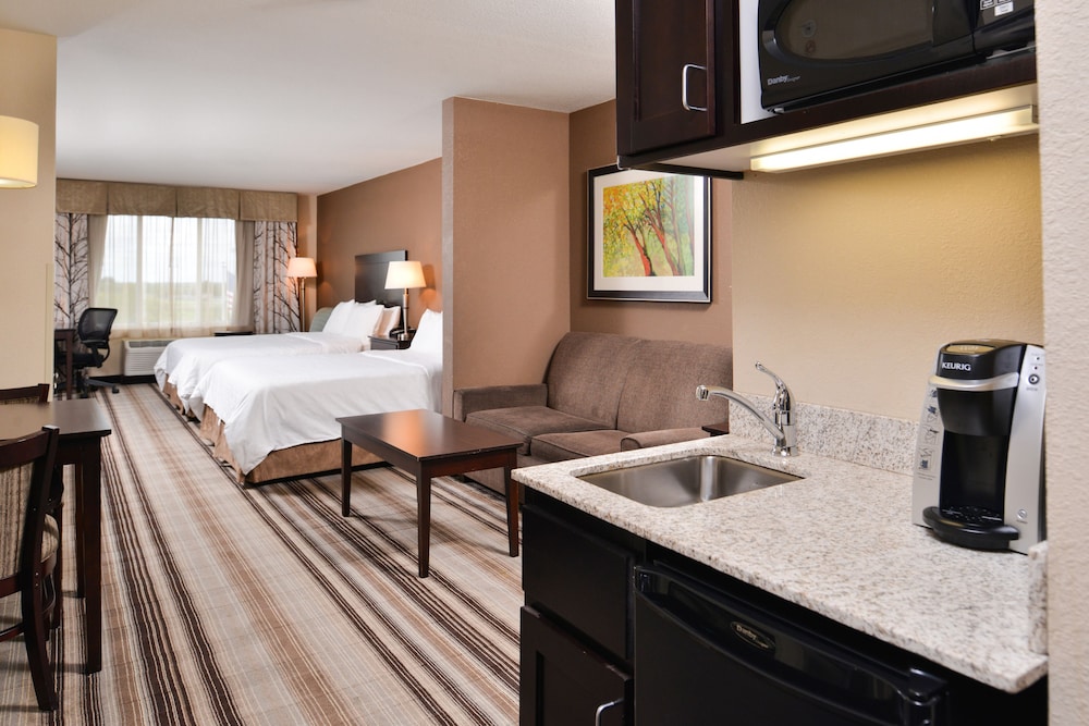 Room, 2 Queen Bed Suite with Sofa Bed