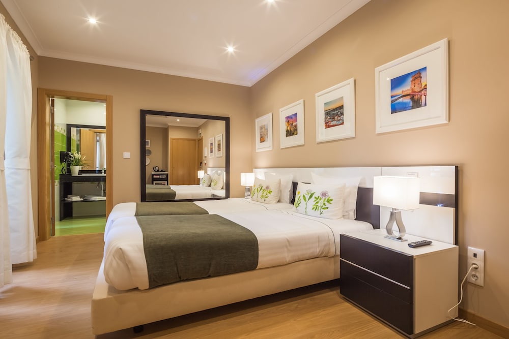 Standard Twin Room, 2 Twin Beds - Photo 5