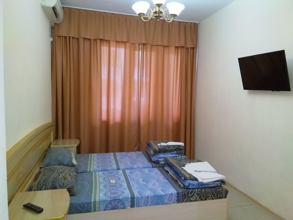 Comfort Double Or Twin Room, Courtyard View photo 3