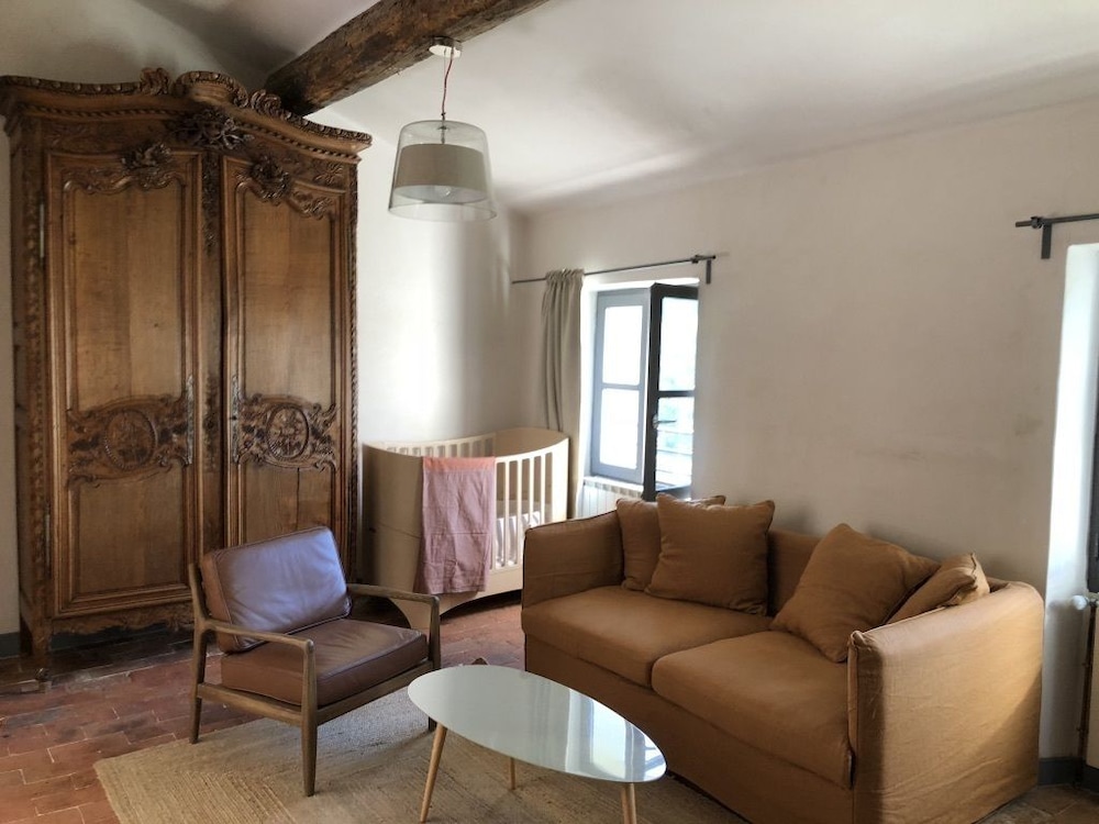 Suite (Amis) photo 1