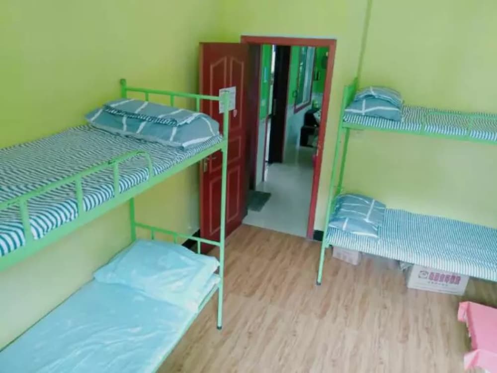 Bed in 6-Bed Male Dormitory photo 1