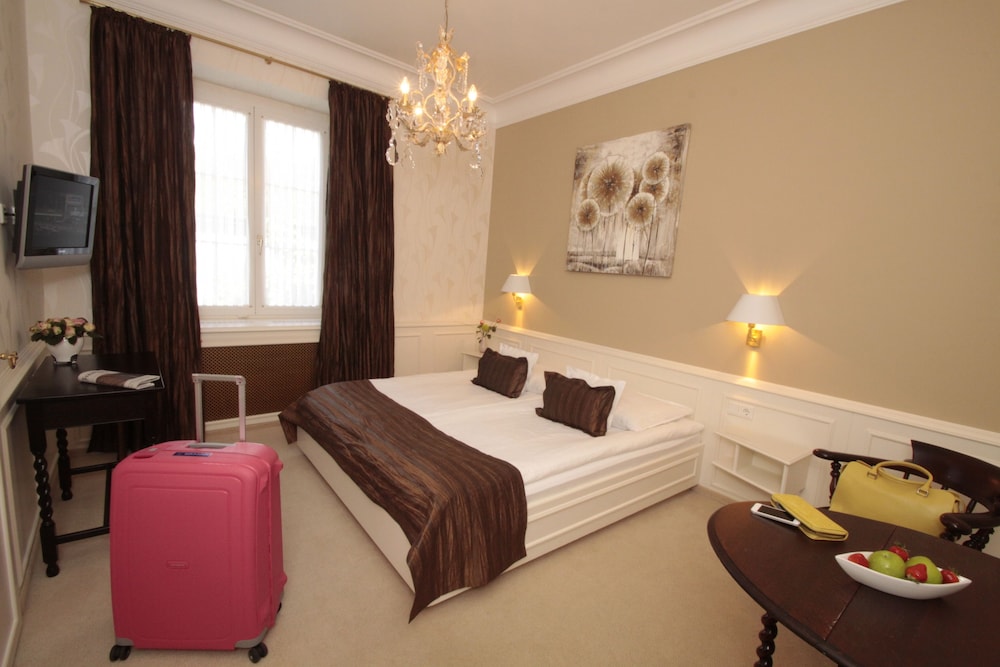 Superior Double Room, 1 King Bed - Photo 4