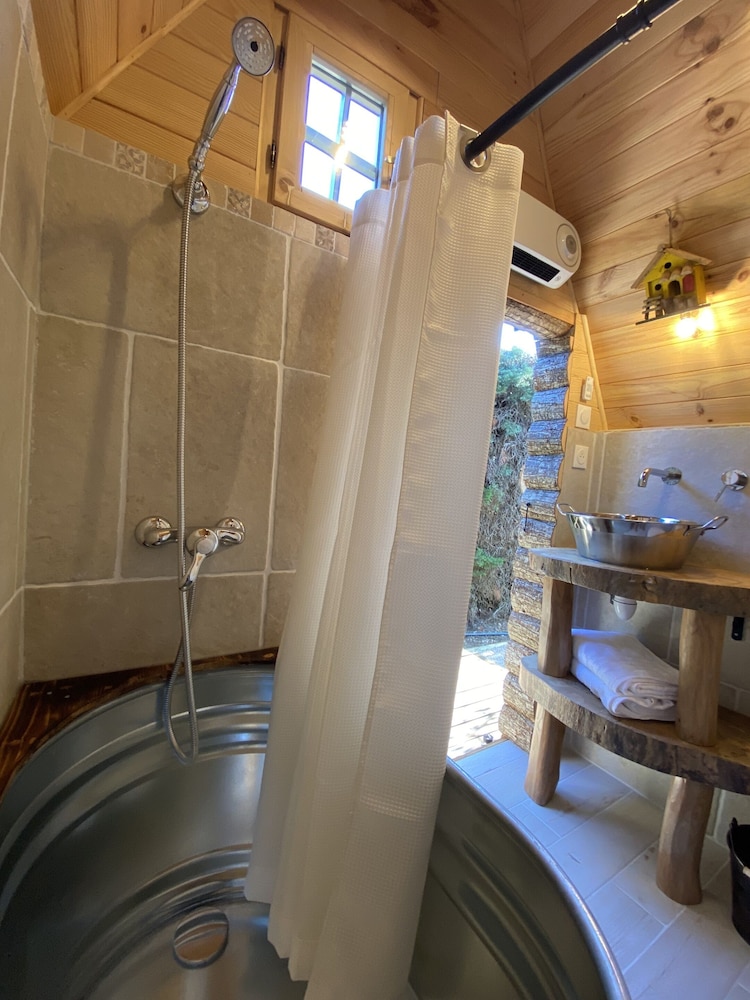Cabin, Private Bathroom (Insolite) - Photo 3