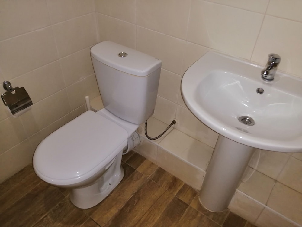 Basic Double Or Twin Room photo 2
