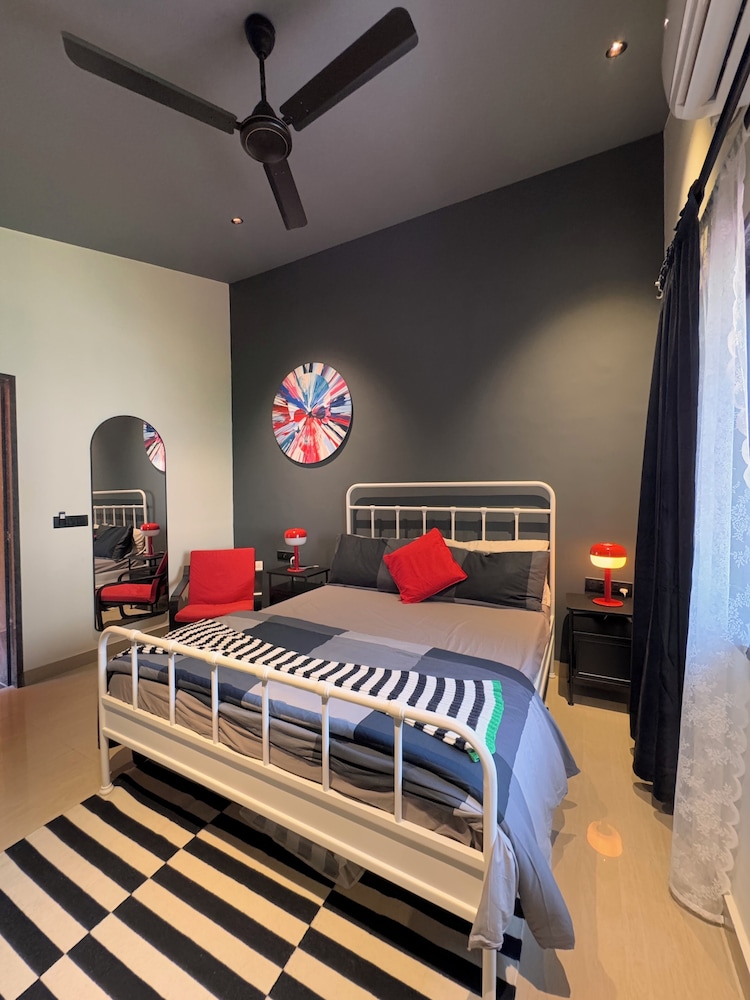 Executive Room
