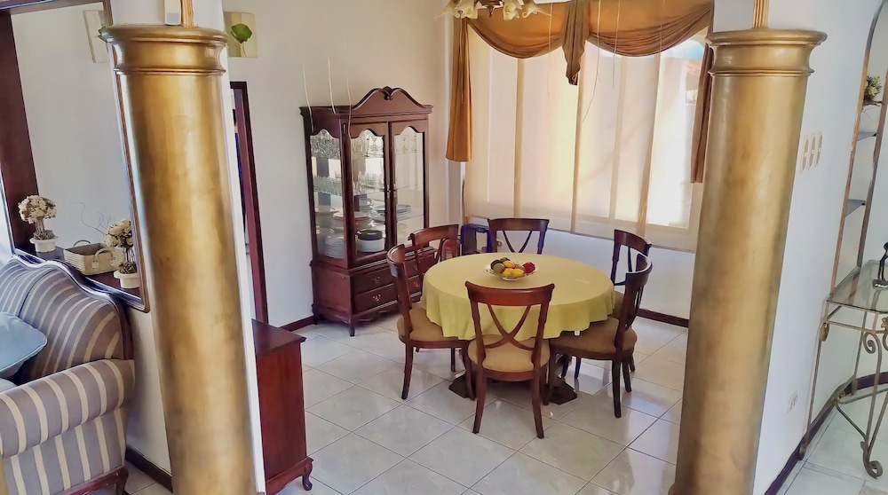 Family Villa photo 2